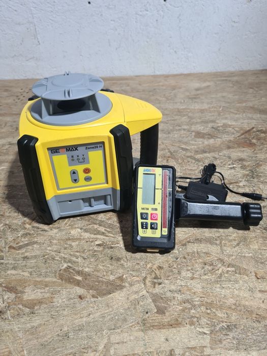 Laser profesional rotativ Geomax zone 20H
