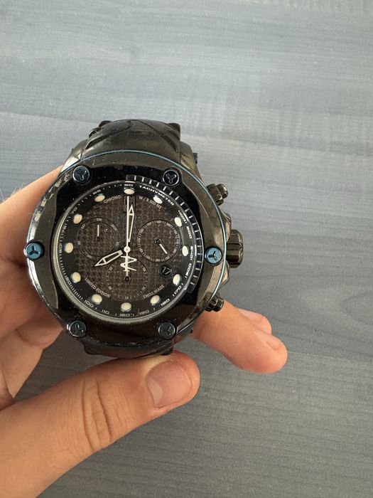 Ceas Invicta