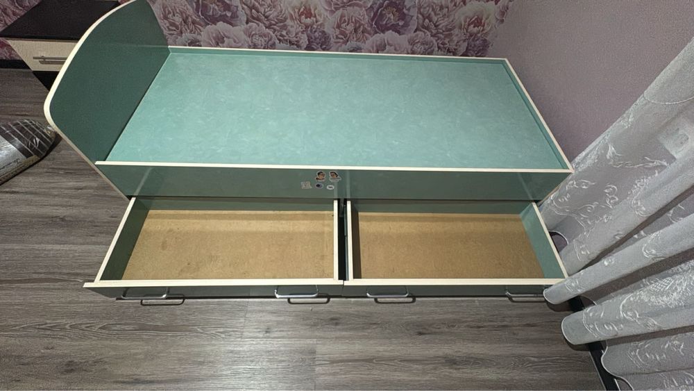 Кроват сатылады жағдайы жақсы