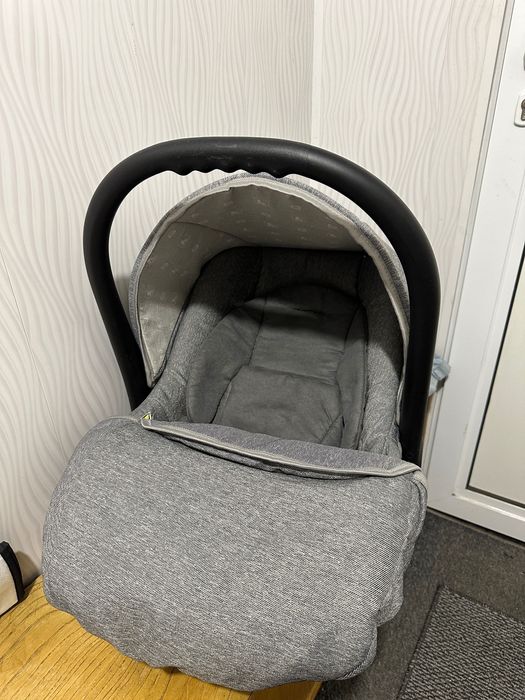 Кошче за бебе Tutek сиво