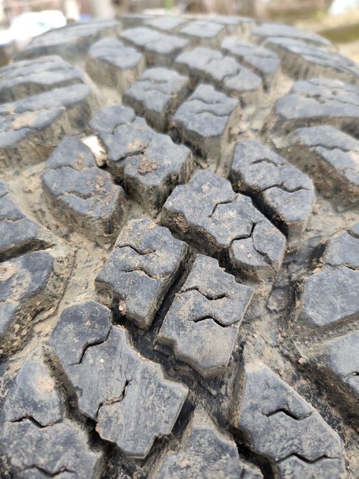 Гуми Goodyear duratrac 235/75/15