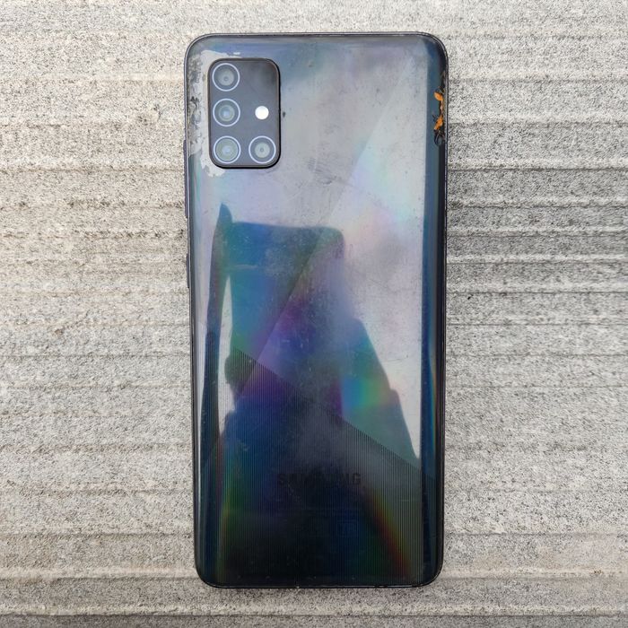 Samsung A51.       Srochna