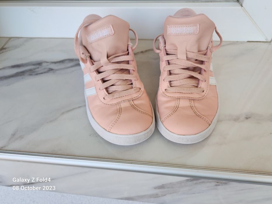 Adidas маратонки nom 31,5  .