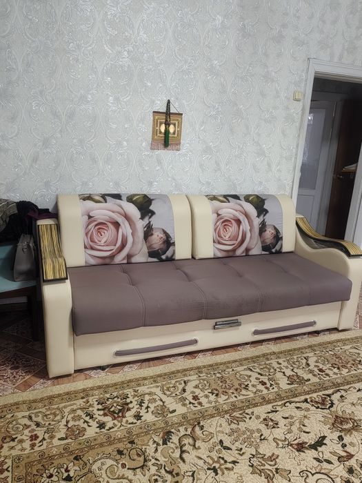 Диван раскладной.