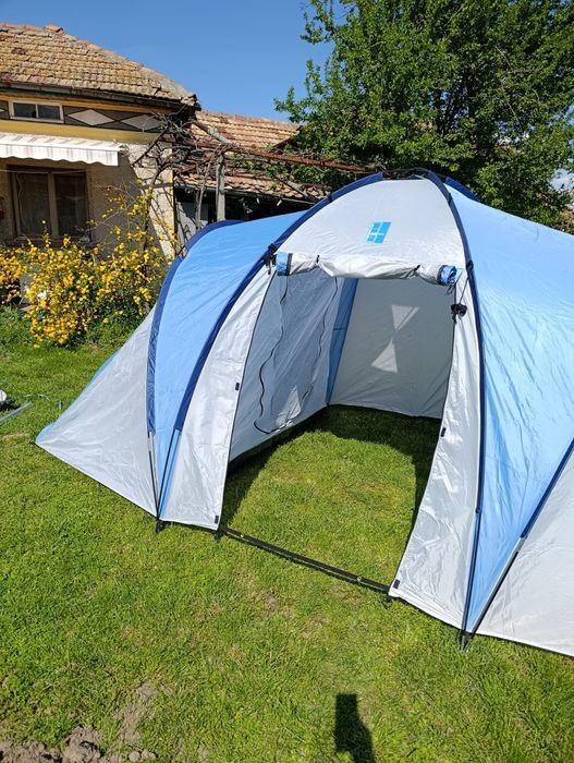 Четириместна двуслойна палатка