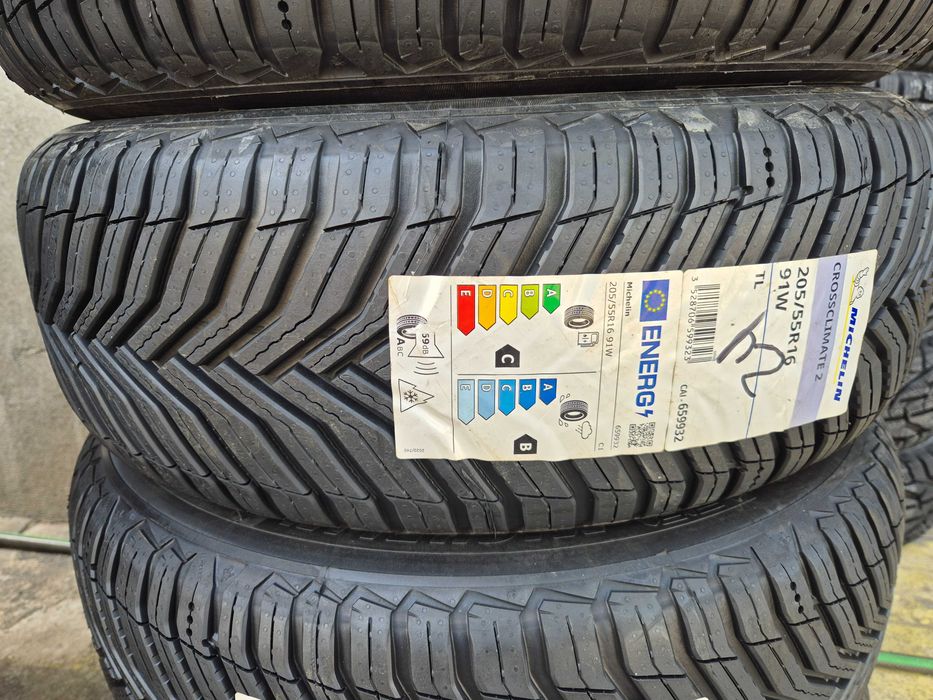 4 Anvelope M+S VARA IARNA 4Sezoane - 205/55/16 91W - Michelin CrossClimate 2 - NOI - DOT 4824 !