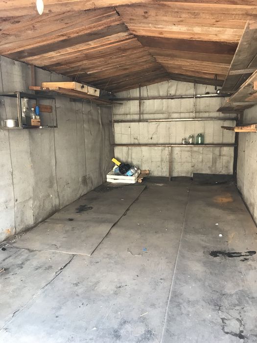 Продаю срочно гараж возле Вокзала.