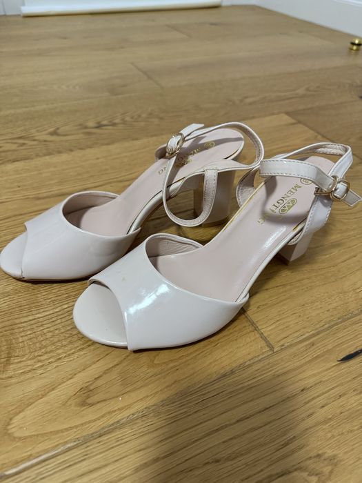 Sandale bej, piele ecologica lucioasa, 38