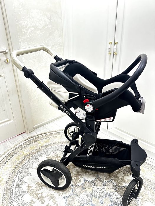 Продаётся коляска трансформер с автокреслом (coolguy)