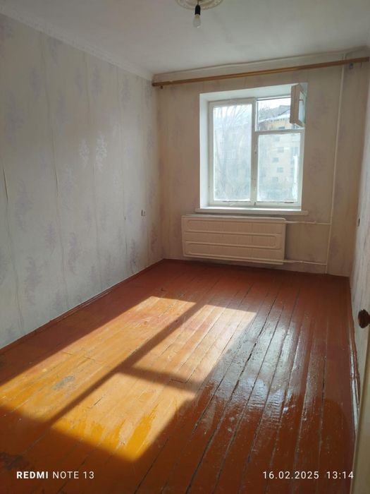 продам квартиру .