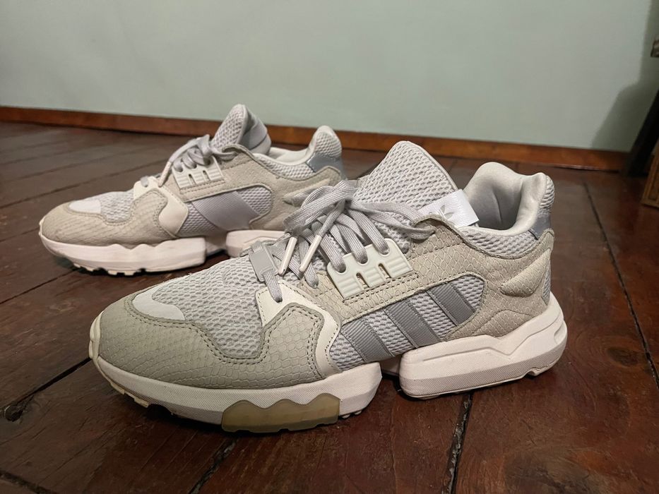 Мъжки спортни обувки Adidas Toursion