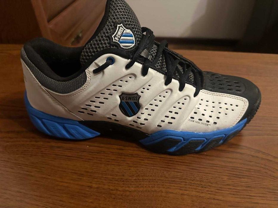 Оригинальные кроссовки "K - SWISS"