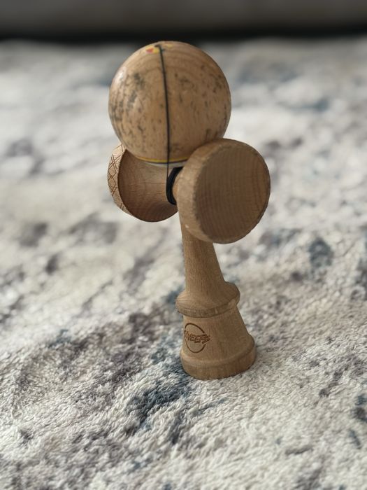 Kendama broken shape romania