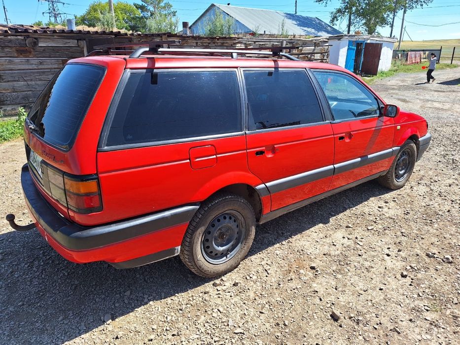 Продаю Пассат универсал в рабочем состаяние