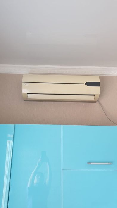 Кондиционер VESTEL, рабочий