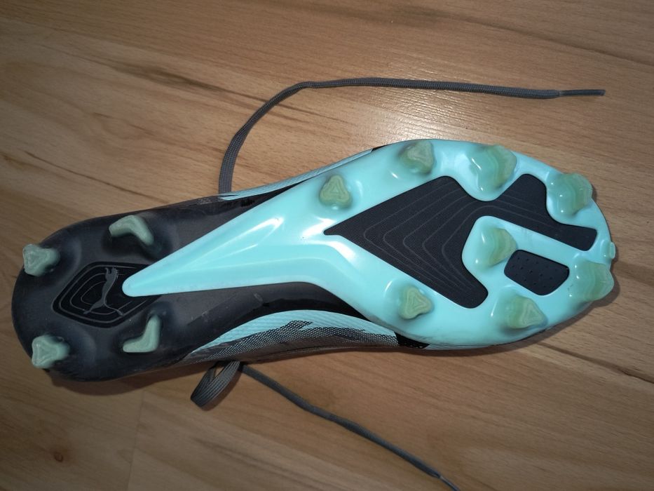 Ghete fotbal Puma Ultra Match Rush