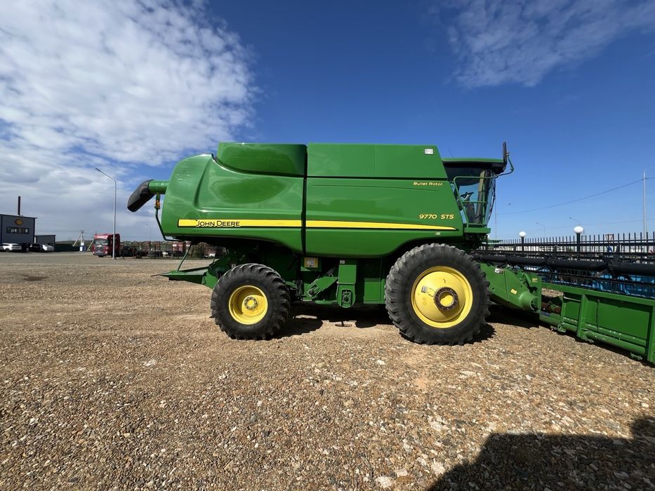 John Deere STS 9770