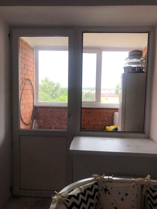 Продам пластиковый балконный блок