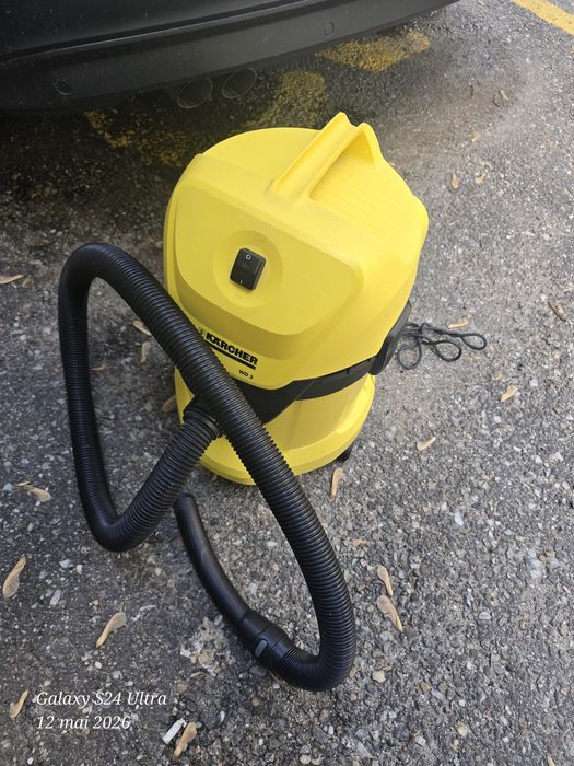 Aspirator cu sac KARCHER