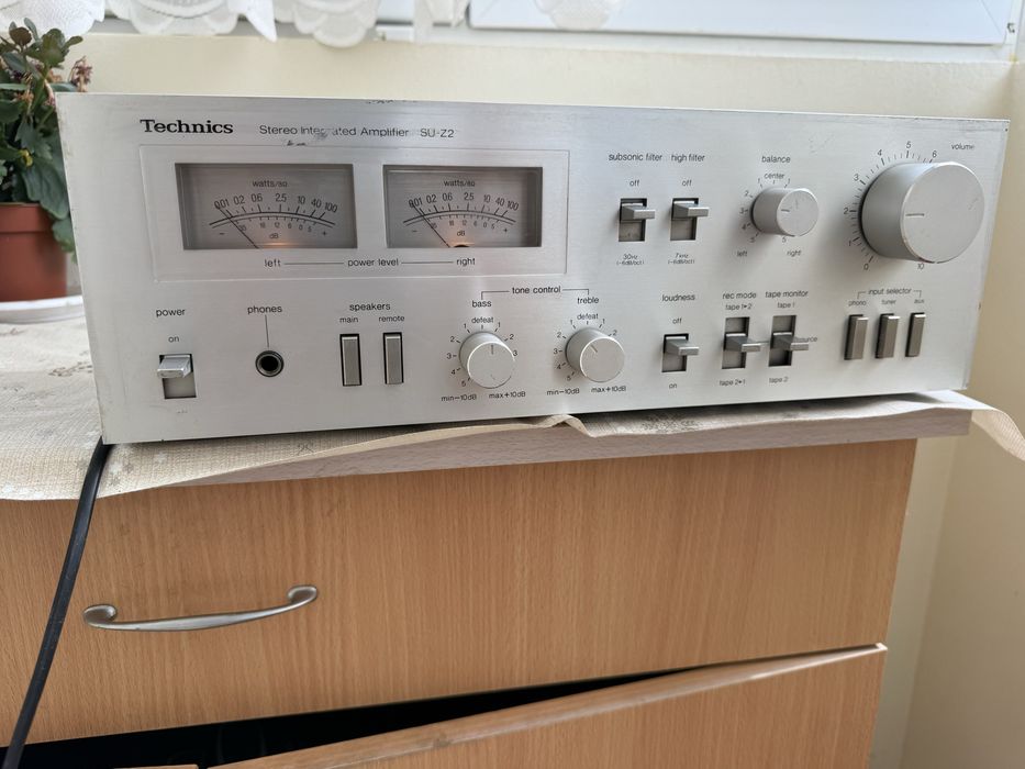 Technics SU-Z2 Стерео усилвател