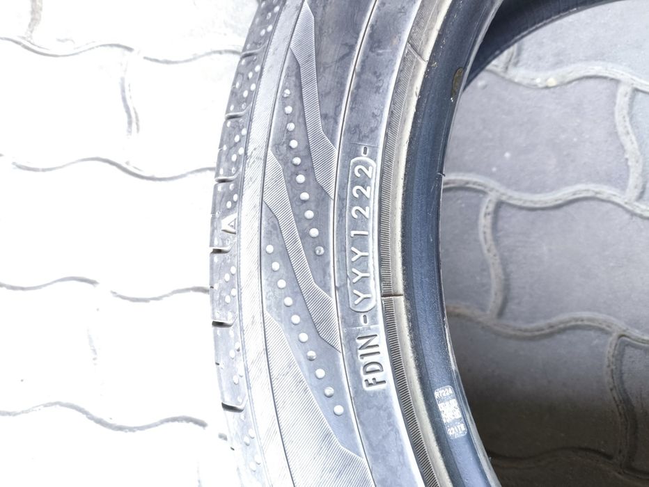 Резина 225/50/18