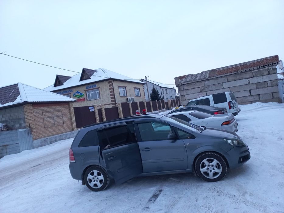 Продам Opel zafira b
