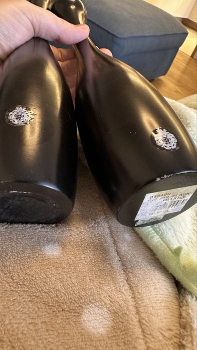 Два свещника нови