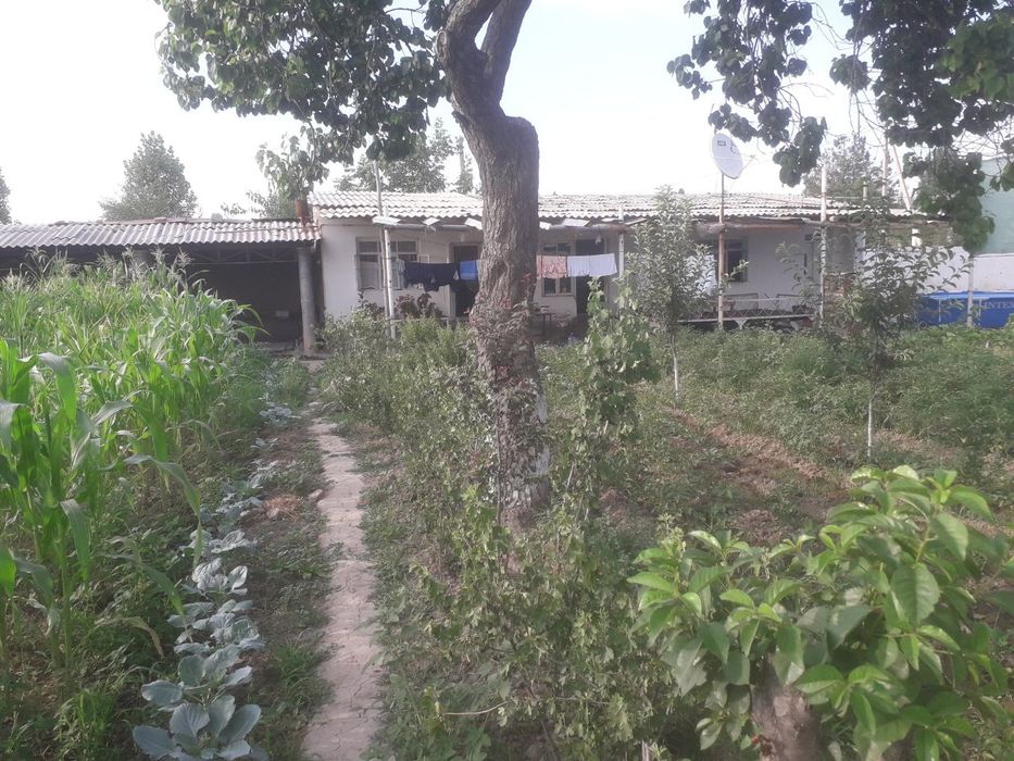 Участка сотилади