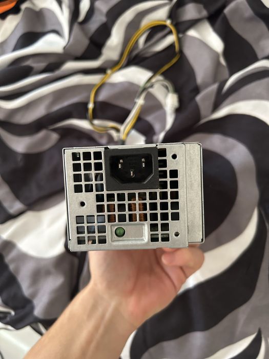 Захранване за компютър Dell 180W