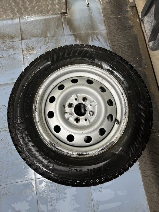 Зимная резина комплект