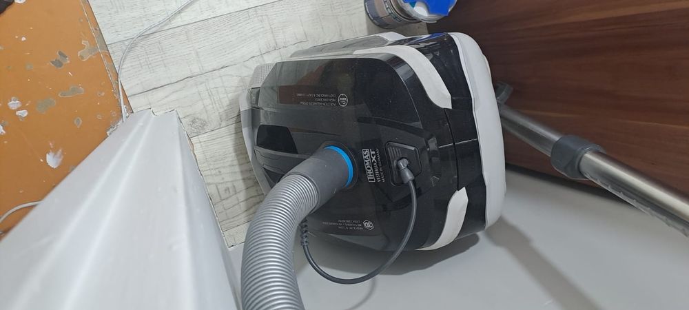 Пылесос   Томос Германия