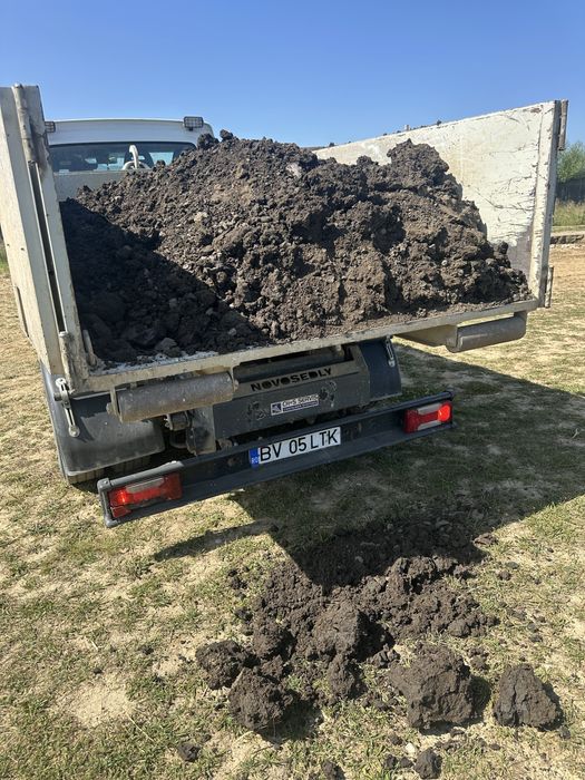 Inchiriez buldoexcavator si camioneta 7,5 t