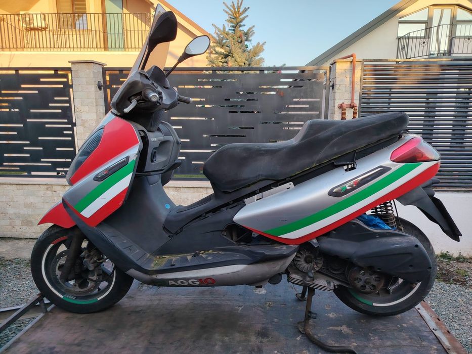 Motor Piaggio X7 125 ie