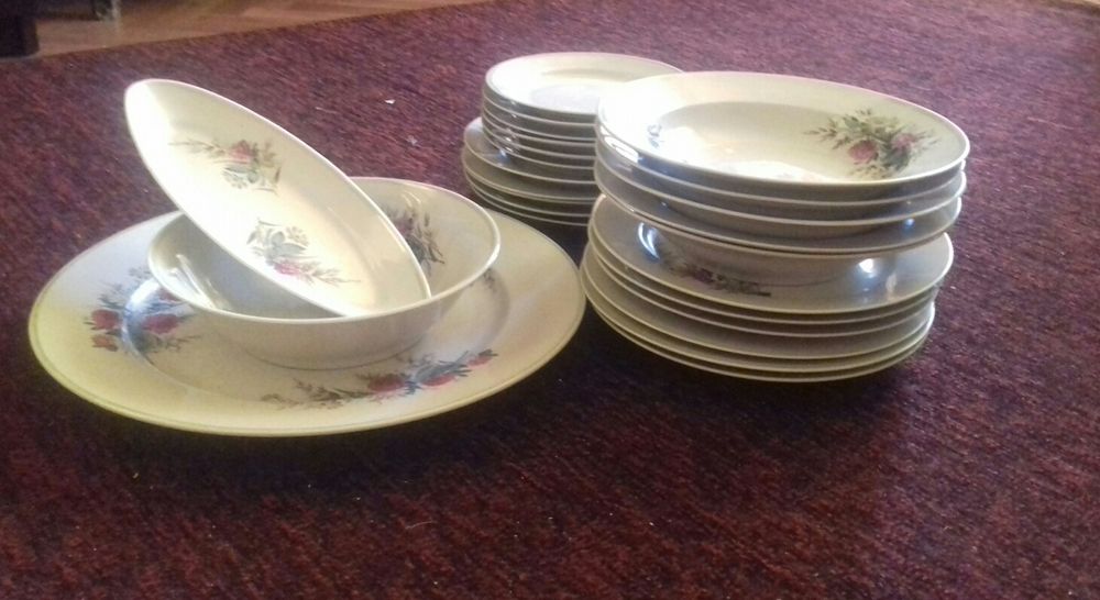 Продам посуду новую.