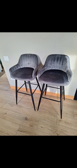 Scaune.  - 4 bucăți -