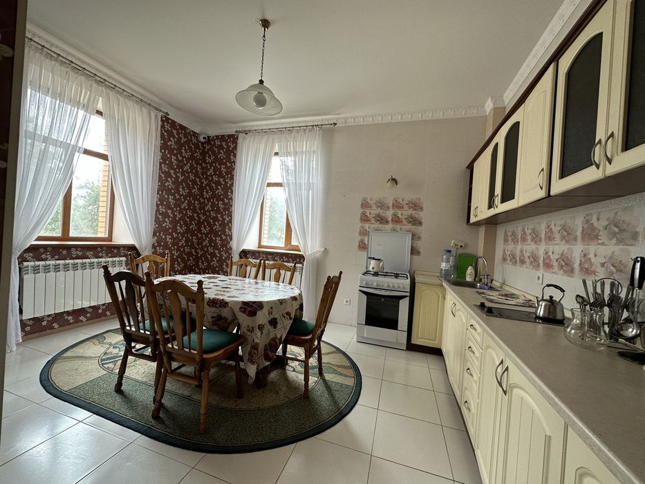 Двухэтажный коттедж Бурабай