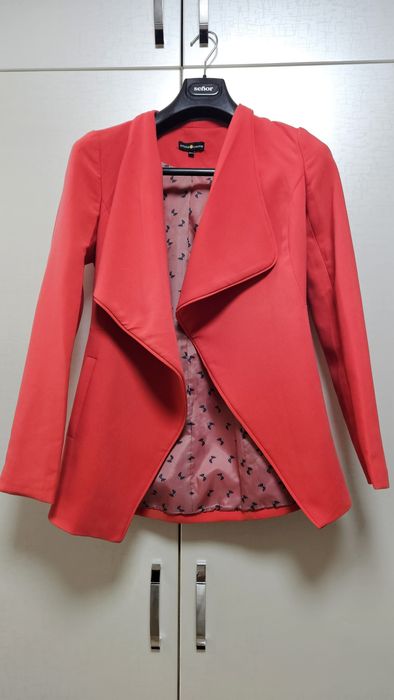 Дамско елегантно сако