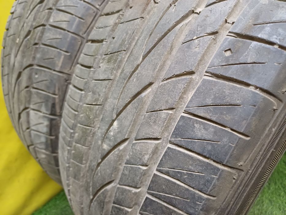Шины 225/60 R16 Falken пара.