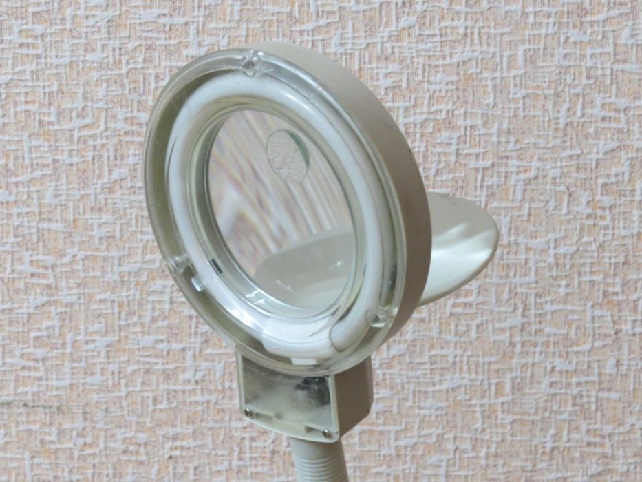 Лампа лупа 10000т или обмен