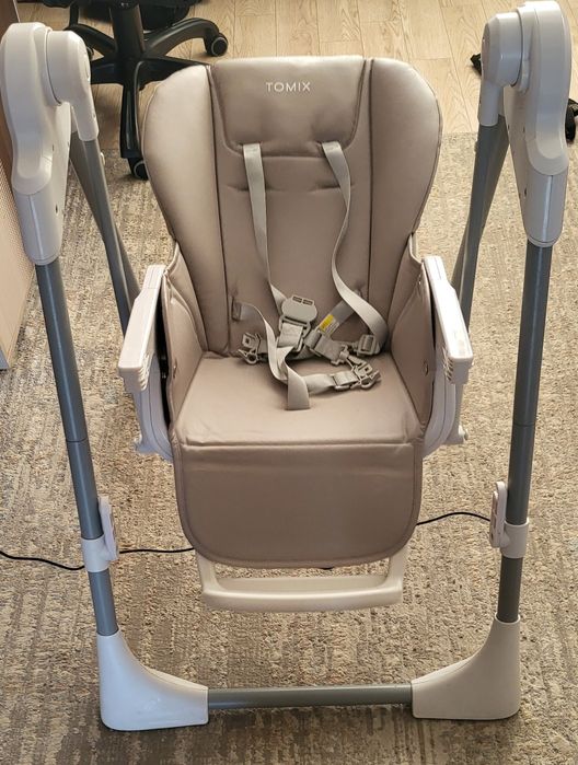 Стульчик для кормления.