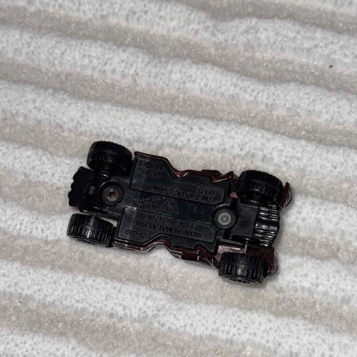 Hot Wheels Batman машинка