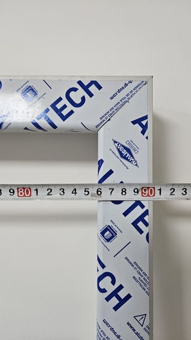 Двери металлические со стеклом