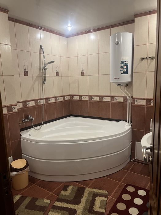 Продам 3 комн кватиру 86 кв