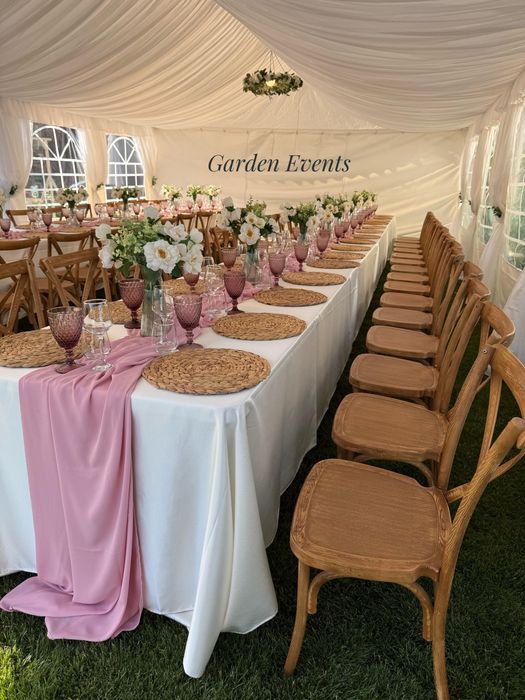 Cort corturi evenimente de inchiriat / mese si scaune