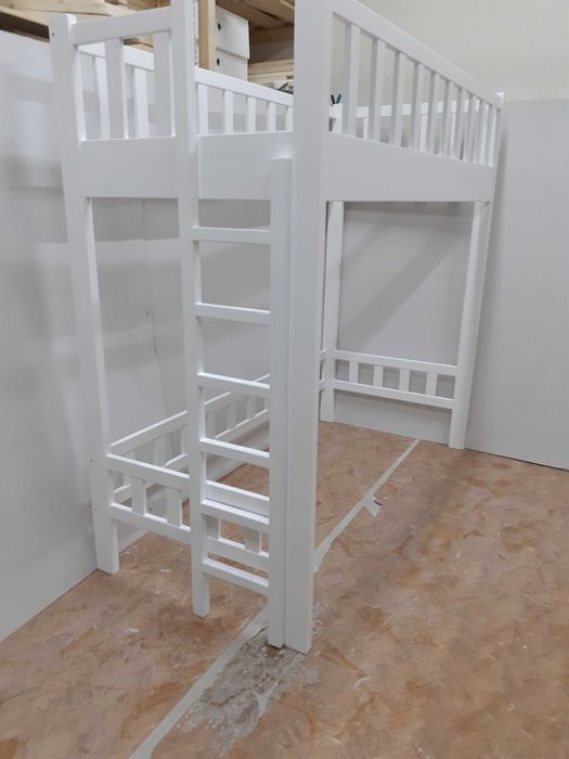 Pat etajat cu spatiu de joaca sau birou.Cod 1006.