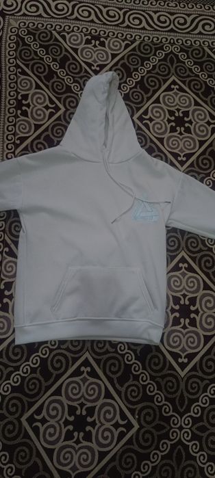 Худи от PALACE..