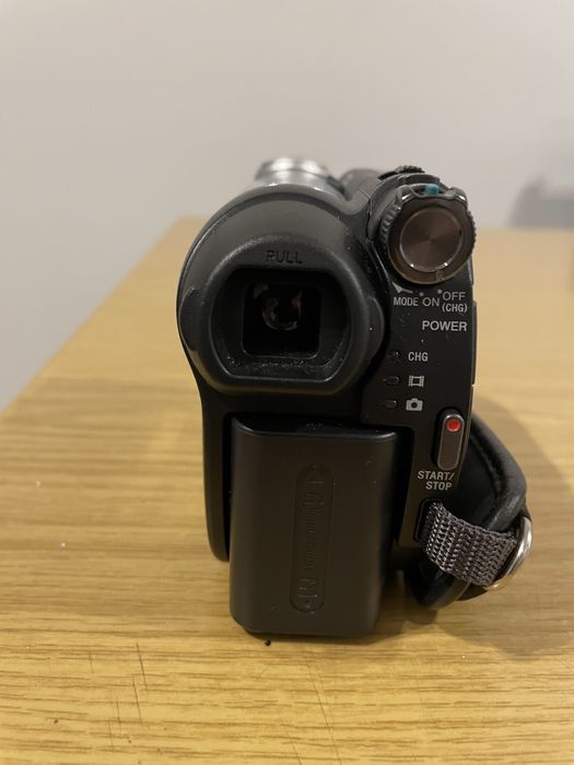 Handycam Sony mini dvd,40 zoom impecabila