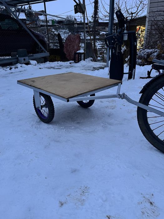 Прицеп для велосипеда