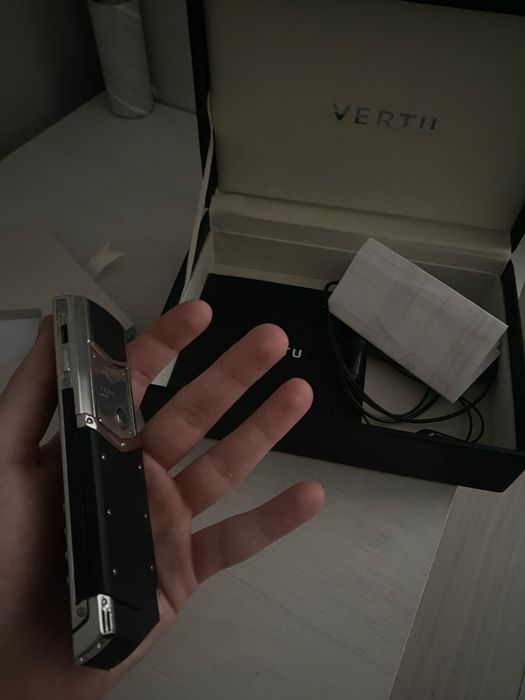Vertu Signature S