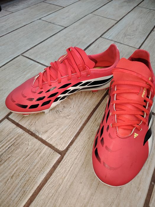 Vând ghete fotbal adidas